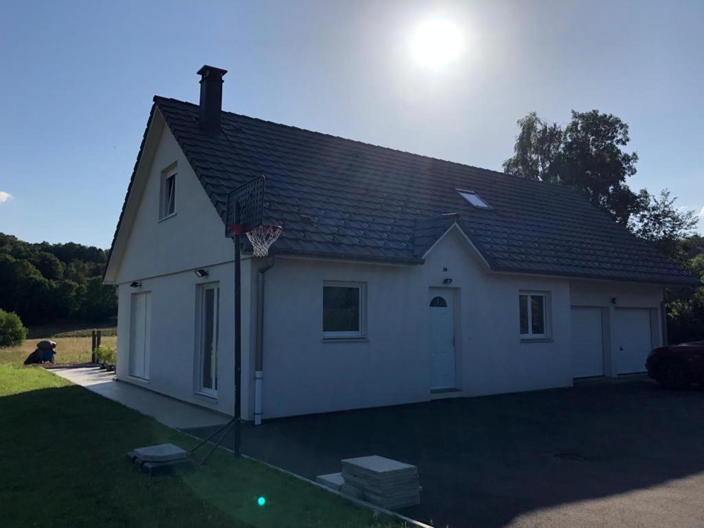 Villa Havre de paix dans le Jura Alsacien avec piscine privée externe de mai à septembre à Bendorf Extérieur photo